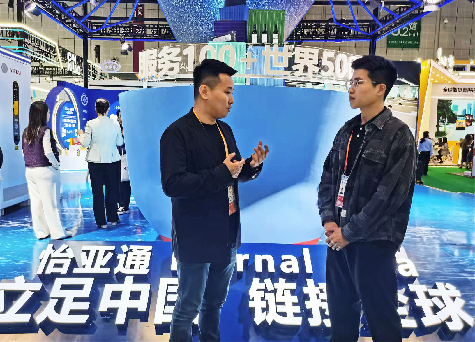 进博故事丨PA旗舰厅王辉：进博会促进商业和文化交流